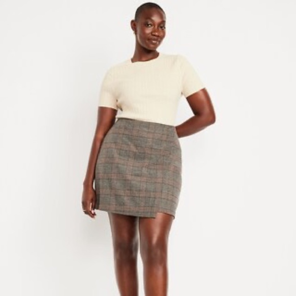 Old Navy NWOT High Waisted Wrap Front Mini Skirt Gray Plaid Large